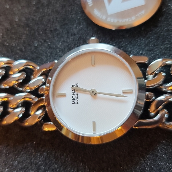 Michael Kors watch - Picture 2 of 12